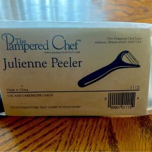 New Pampered Chef Julienne Peeler